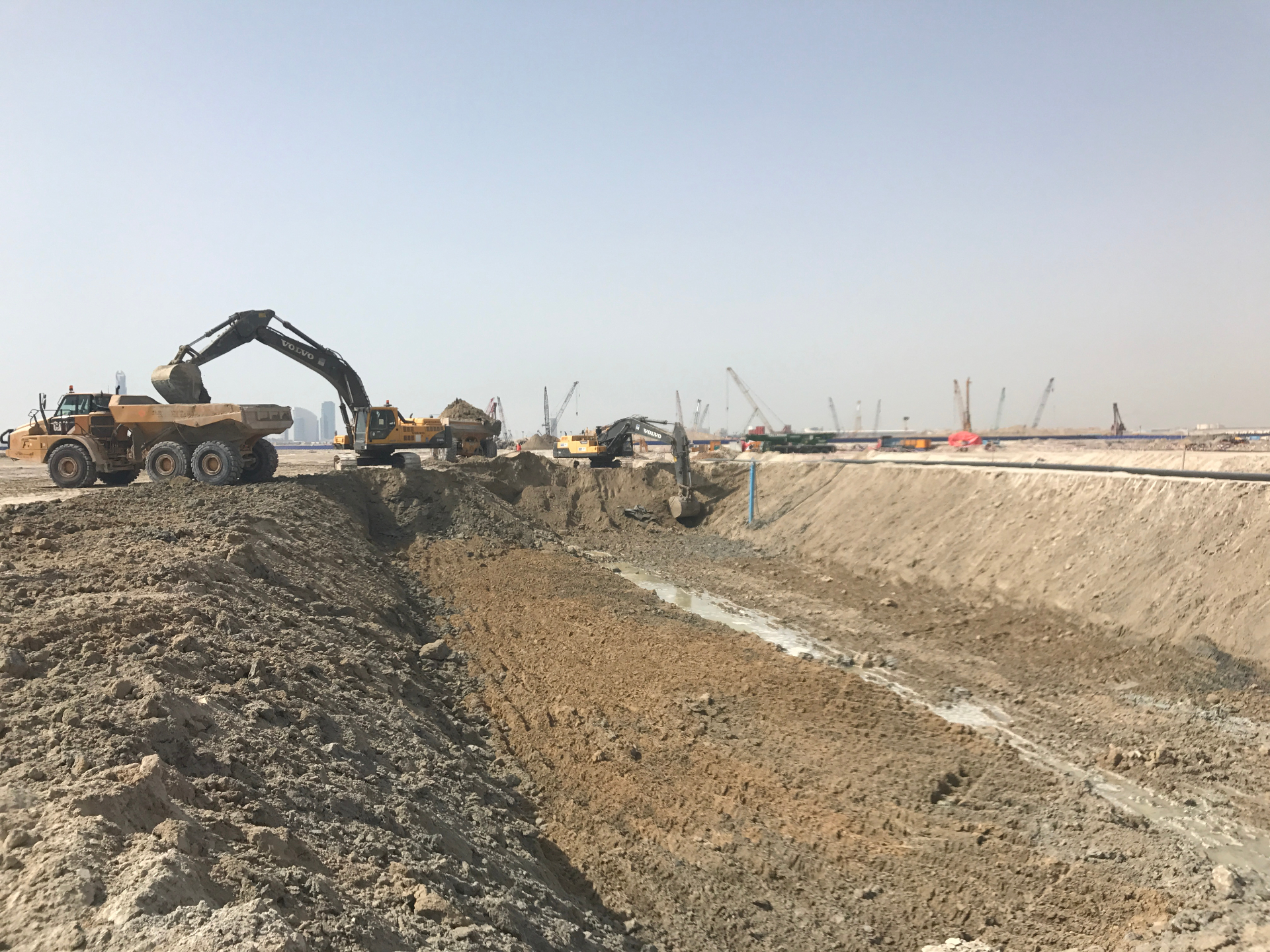 Earthworks & Excavation service by USF Grand Constructions in Dubai UAE